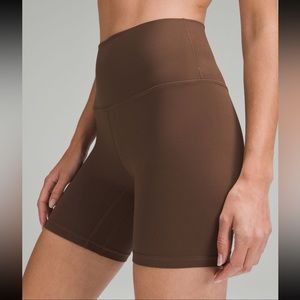 Lululemon Align High-Rise Short 6’ - Brown